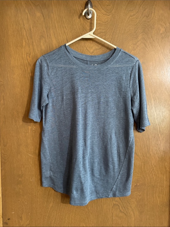 LOFT Tops - Loft Women’s Short Sleeve Crew Linen Tee in blue-grey